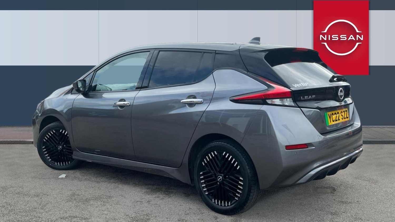Used Nissan Leaf 2022 for sale - 76016885: Photo 2