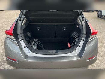 Used Nissan Leaf 2022 for sale - 76016885: Photo