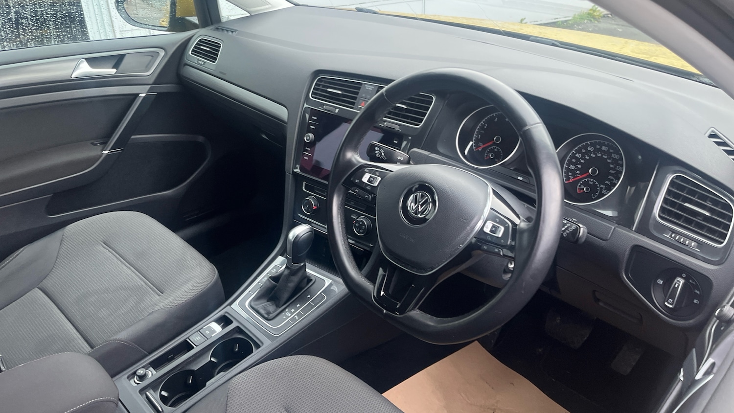 Used Volkswagen Golf 2017 for sale - 77247796: Photo 11