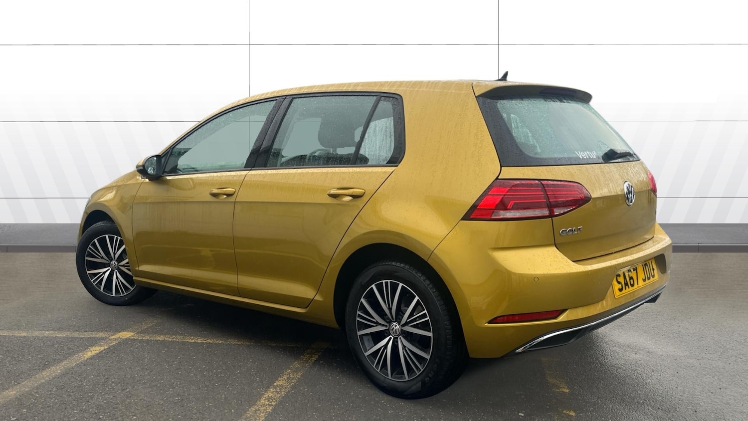 Used Volkswagen Golf 2017 for sale - 77247796: Photo 2