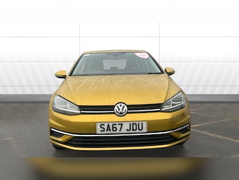 Used Volkswagen Golf 2017 for sale - 77247796: Photo