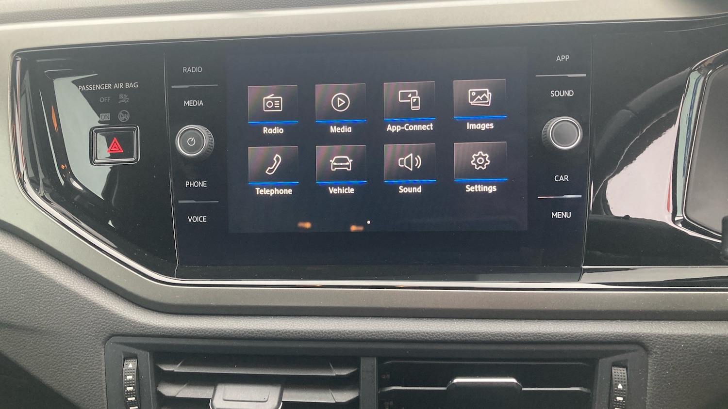 Used Volkswagen Polo 2018 for sale - 76743661: Photo 12