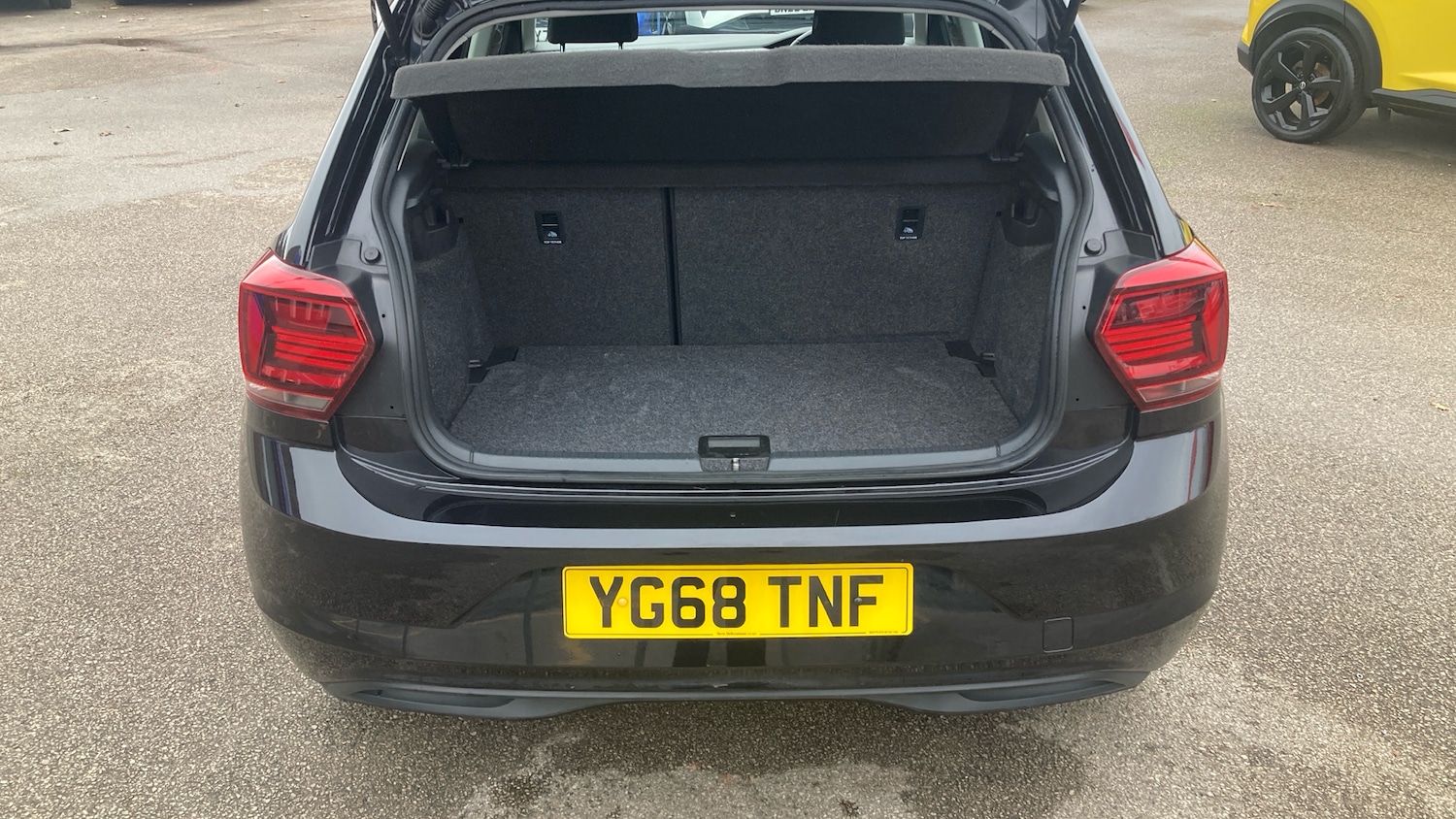 Used Volkswagen Polo 2018 for sale - 76743661: Photo 4