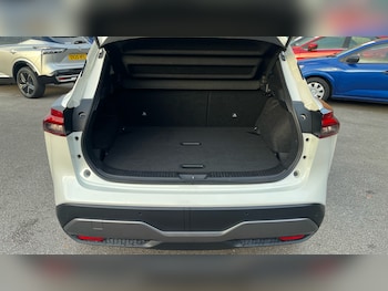 Used Nissan Qashqai 2023 for sale - 76945327: Photo