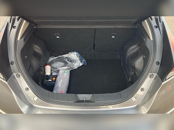 Used Nissan Leaf 2022 for sale - 76712321: Photo