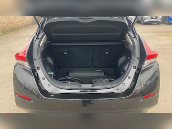 Used Nissan Leaf 2021 for sale - 78108177: Photo