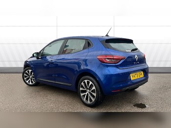 Used Renault Clio 2023 for sale - 77261352: Photo