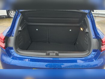 Used Renault Clio 2023 for sale - 77261352: Photo