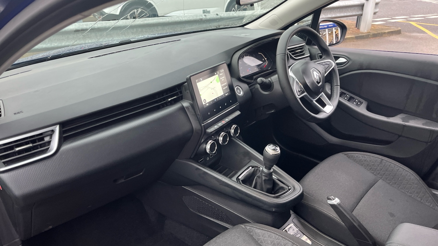 Used Renault Clio 2023 for sale - 77261352: Photo 9