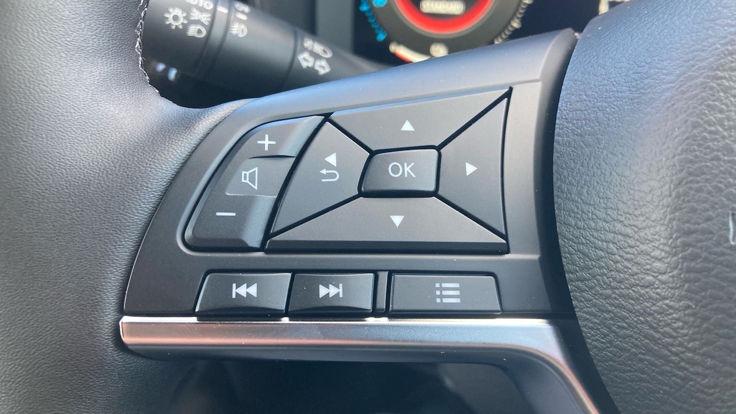 Used Nissan Juke 2025 for sale - 76450271: Photo 29