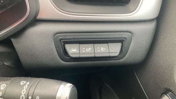 Used Renault Captur 2020 for sale - 76131215: Photo 21