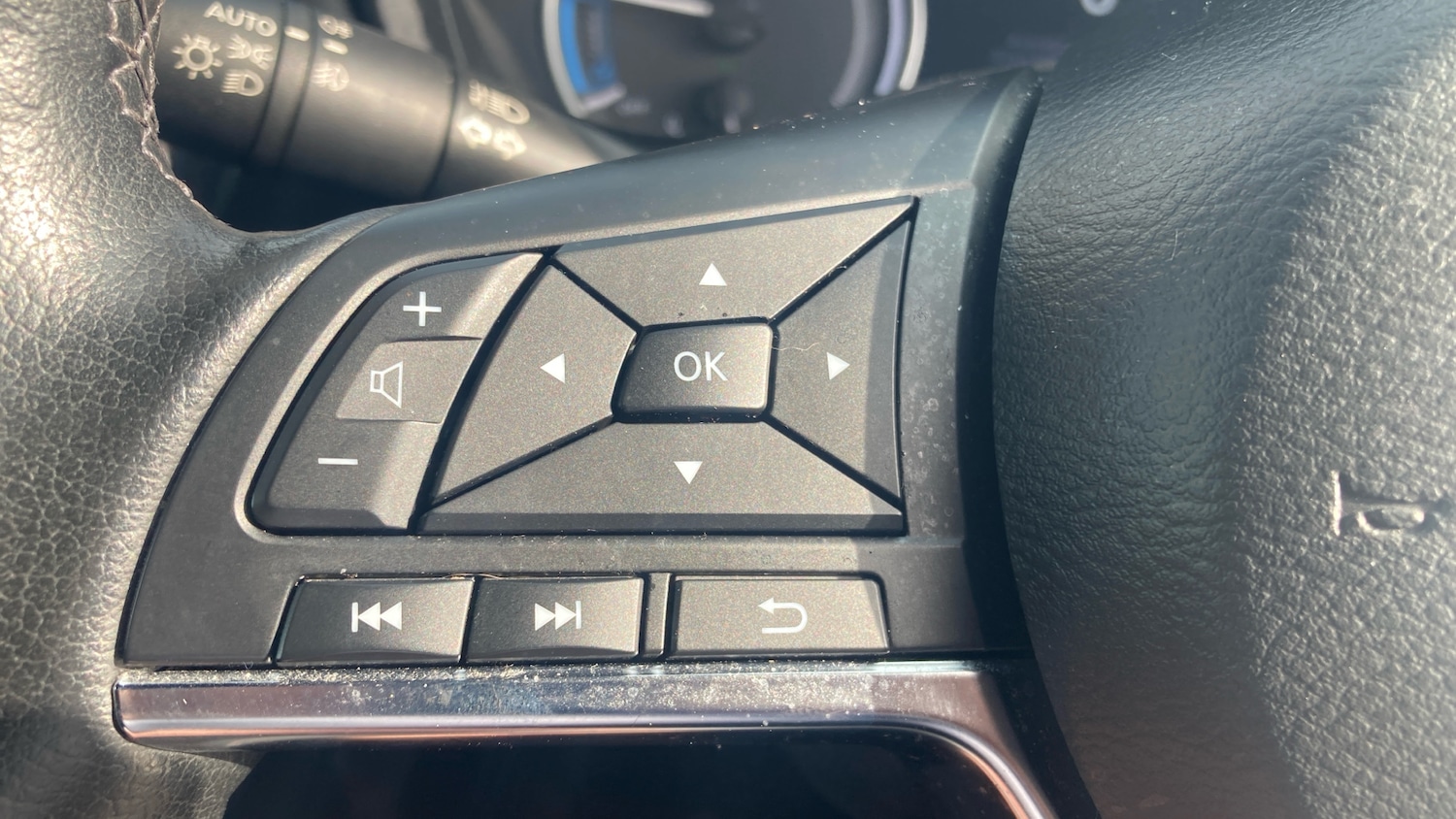 Used Nissan Juke 2023 for sale - 77774395: Photo 25