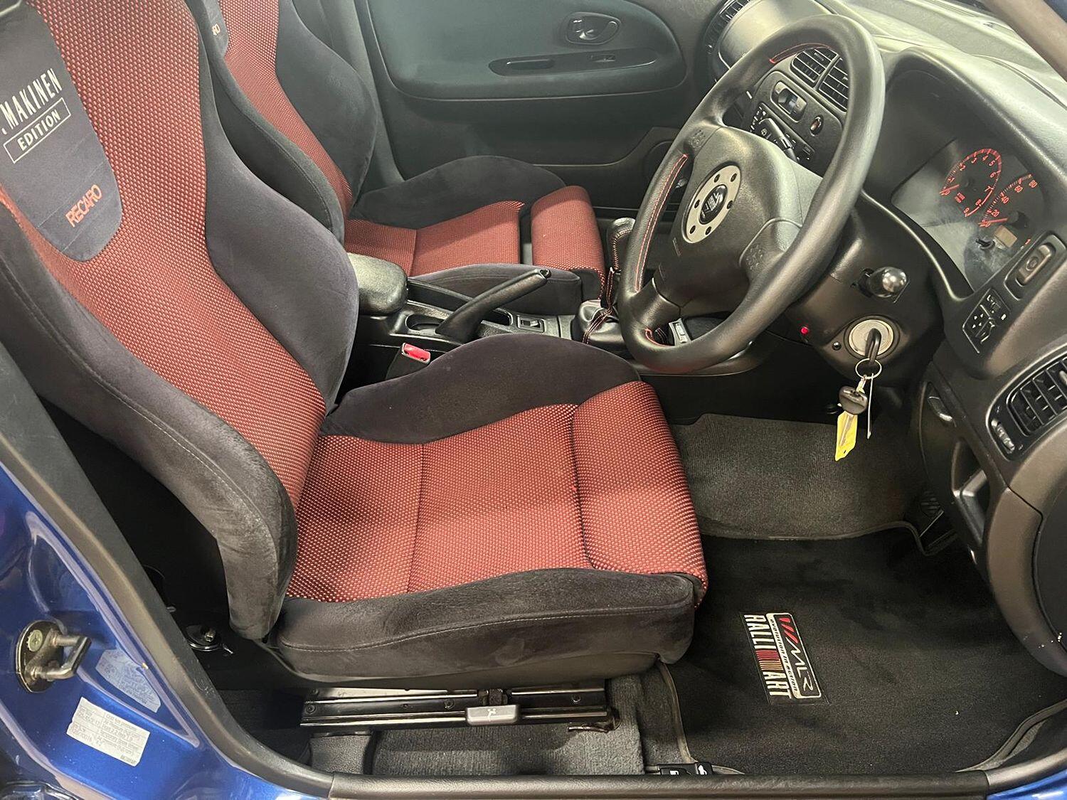 Used Mitsubishi Lancer 2001 for sale - 76794390: Photo 25