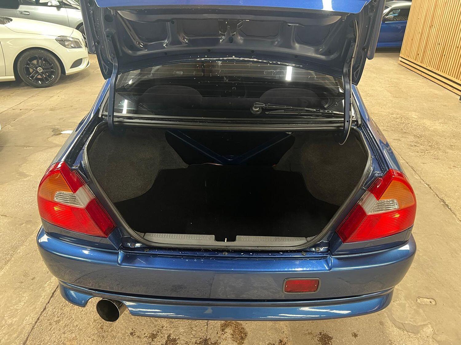 Used Mitsubishi Lancer 2001 for sale - 76794390: Photo 28