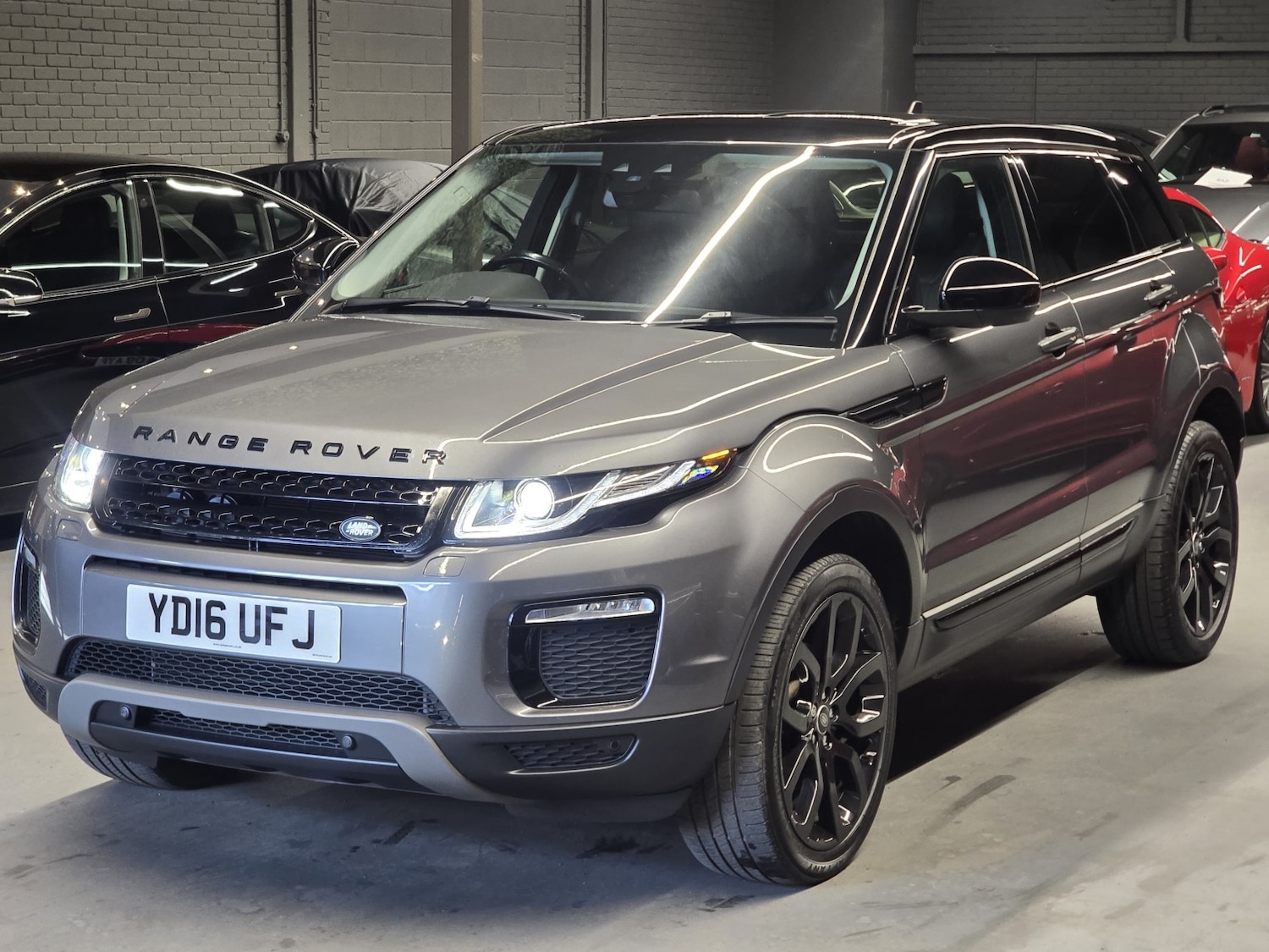 Used Land Rover Range Rover Evoque 2016 for sale - 77830138: Photo 4