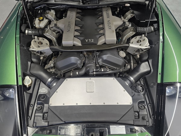 Used Aston Martin Vanquish 2001 for sale - 76211856: Photo 25