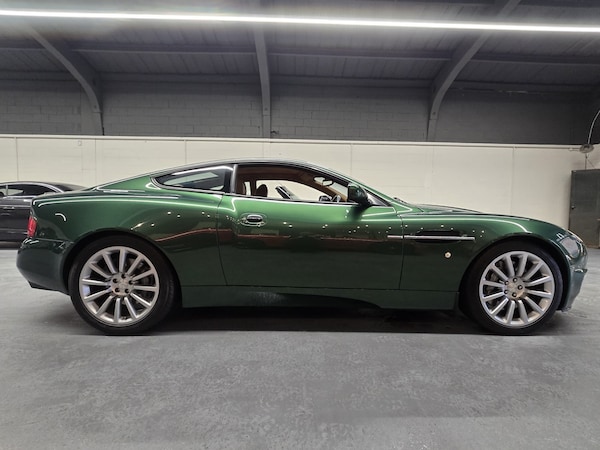 Used Aston Martin Vanquish 2001 for sale - 76211856: Photo 7