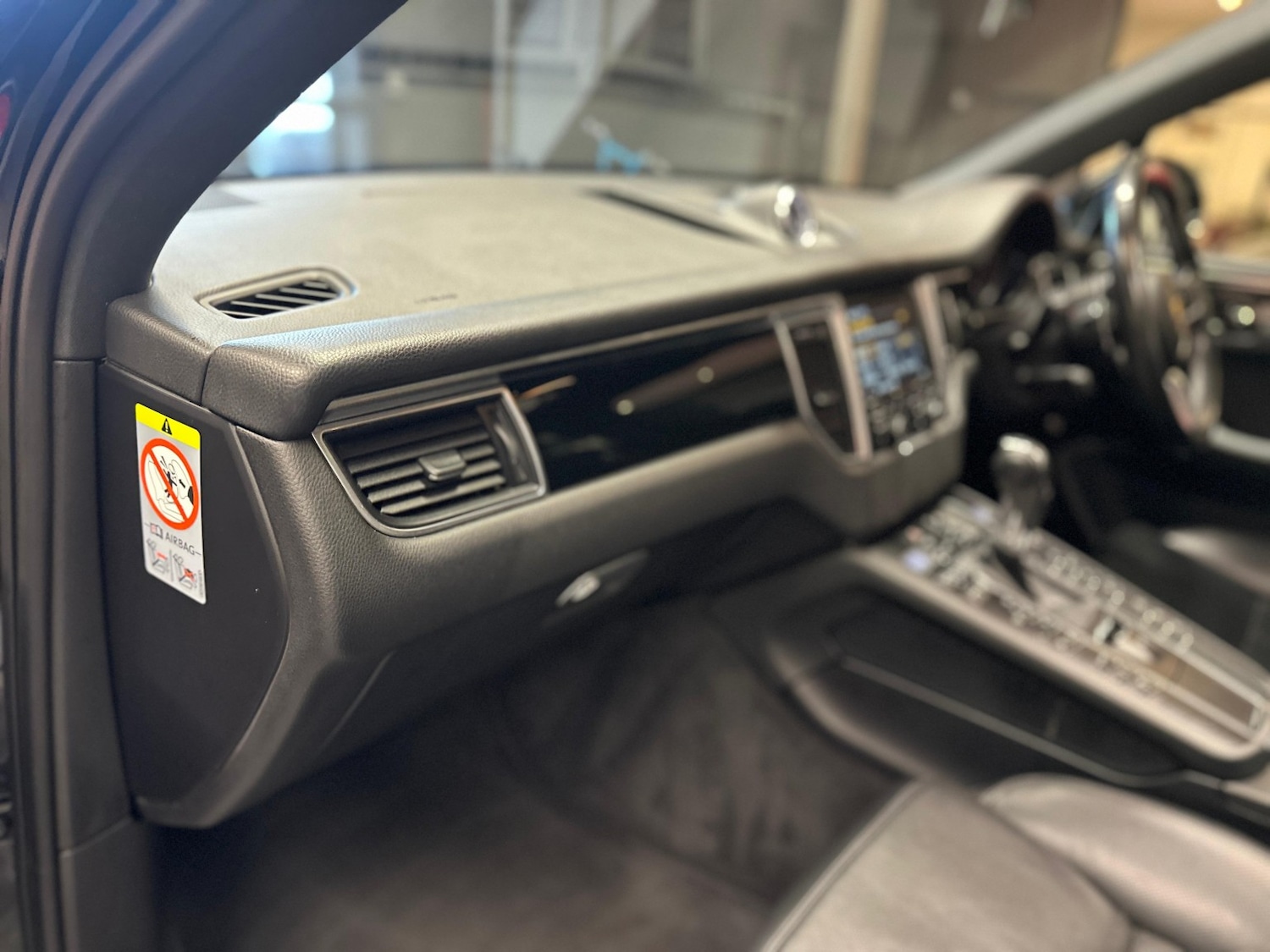 Used Porsche Macan 2014 for sale - 76618686: Photo 14