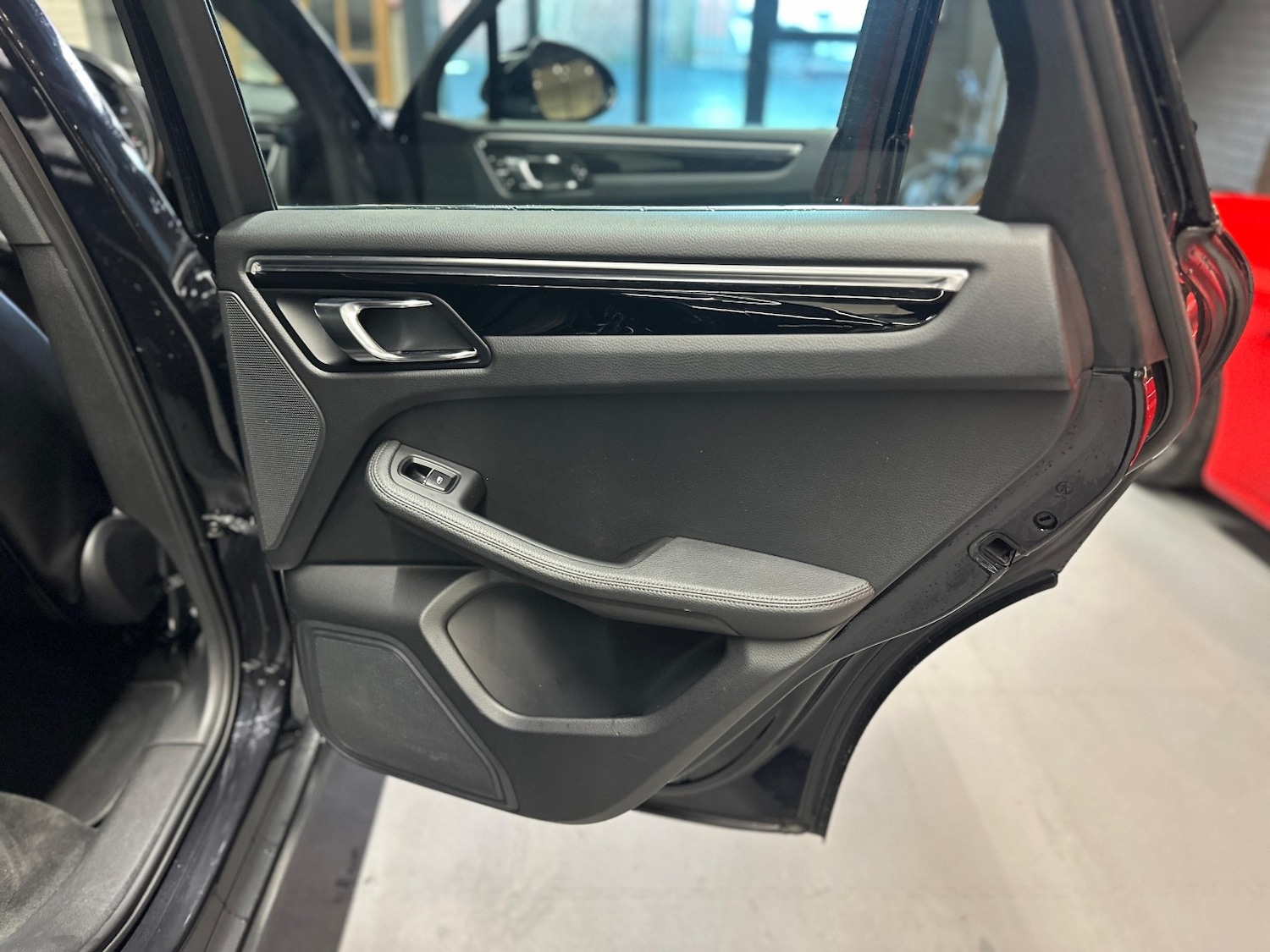 Used Porsche Macan 2014 for sale - 76618686: Photo 22