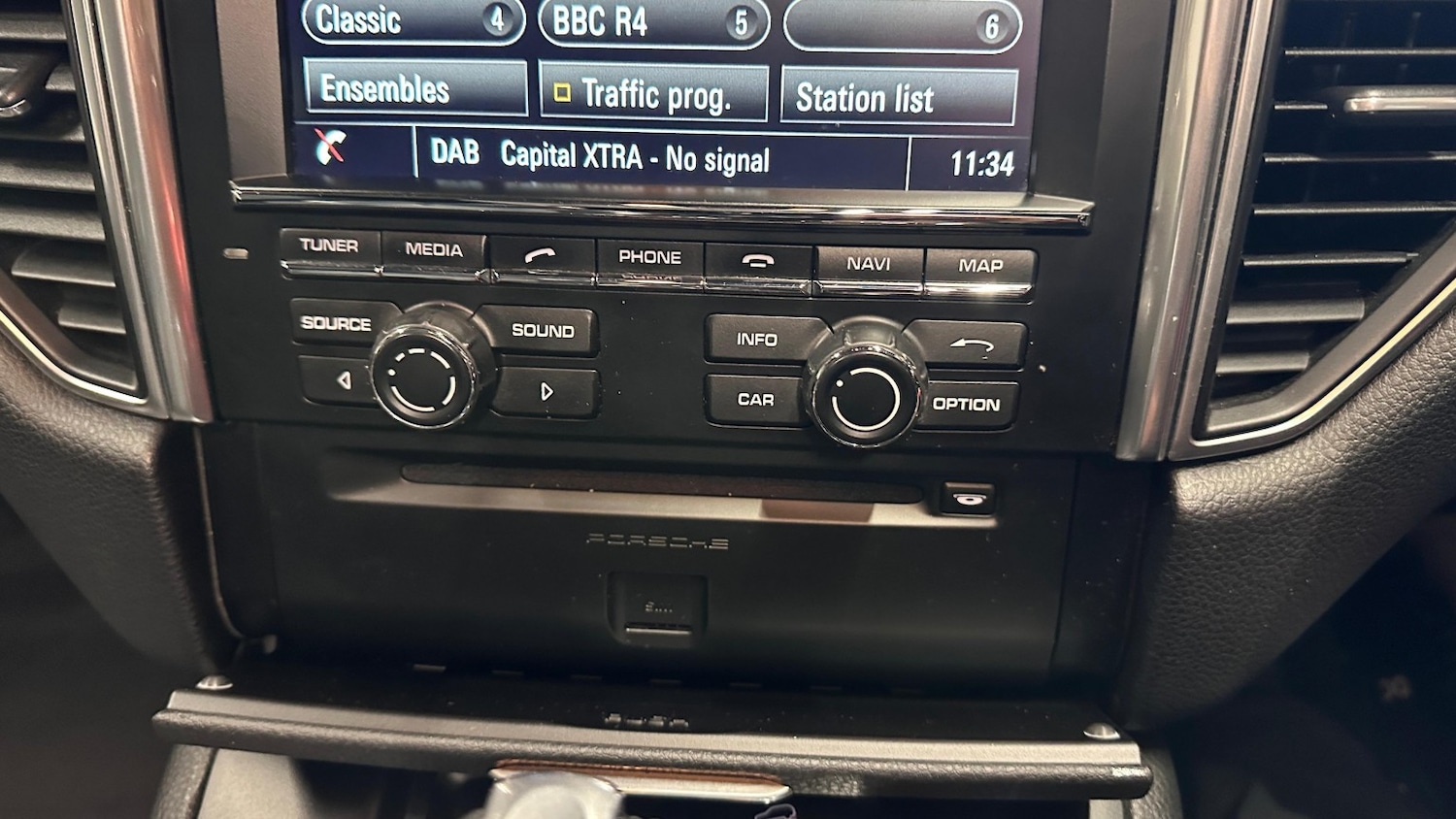 Used Porsche Macan 2014 for sale - 76618686: Photo 25