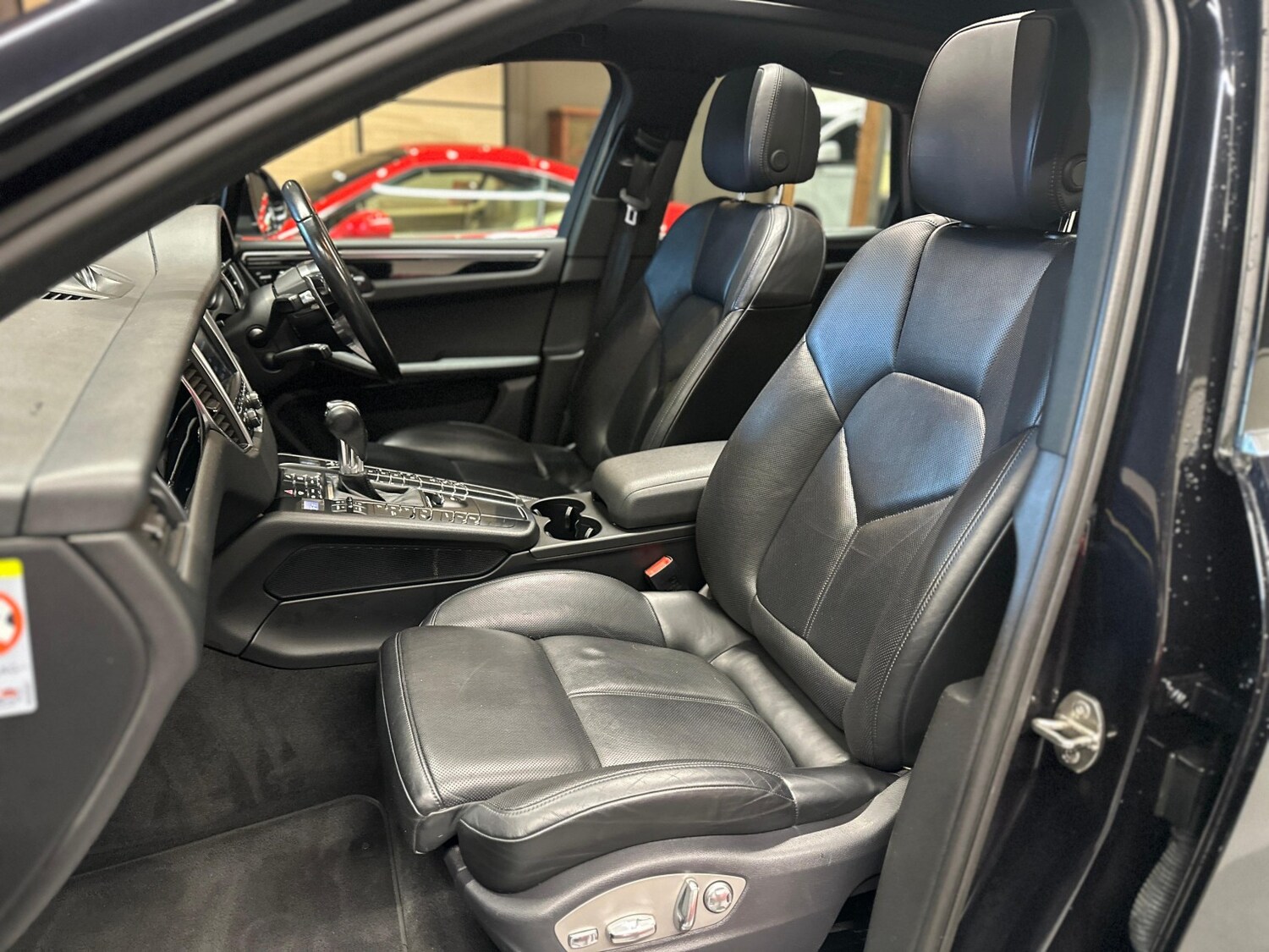 Used Porsche Macan 2014 for sale - 76618686: Photo 9