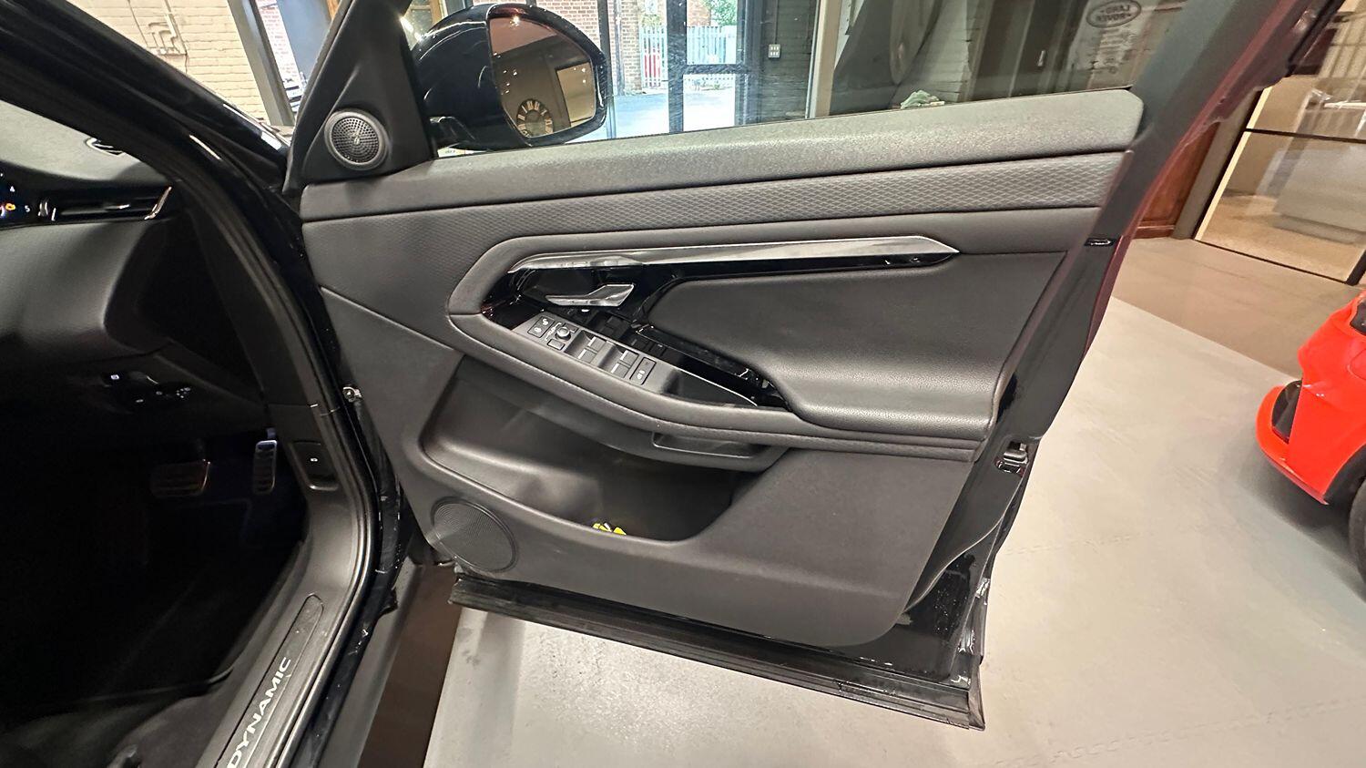 Used Land Rover Range Rover Evoque 2019 for sale - 77464443: Photo 11