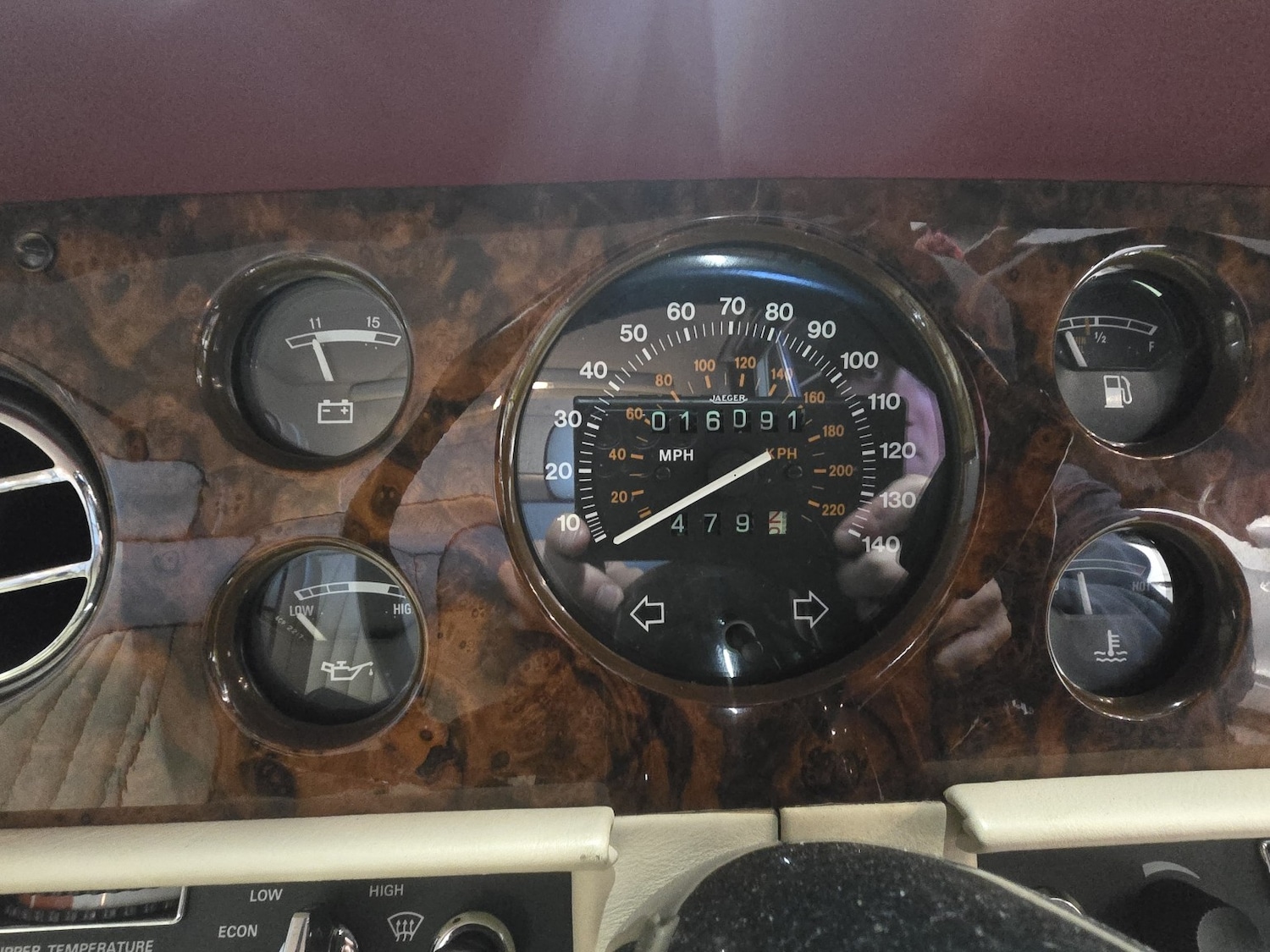 Used Rolls-Royce Corniche 1988 for sale - 77837024: Photo 18