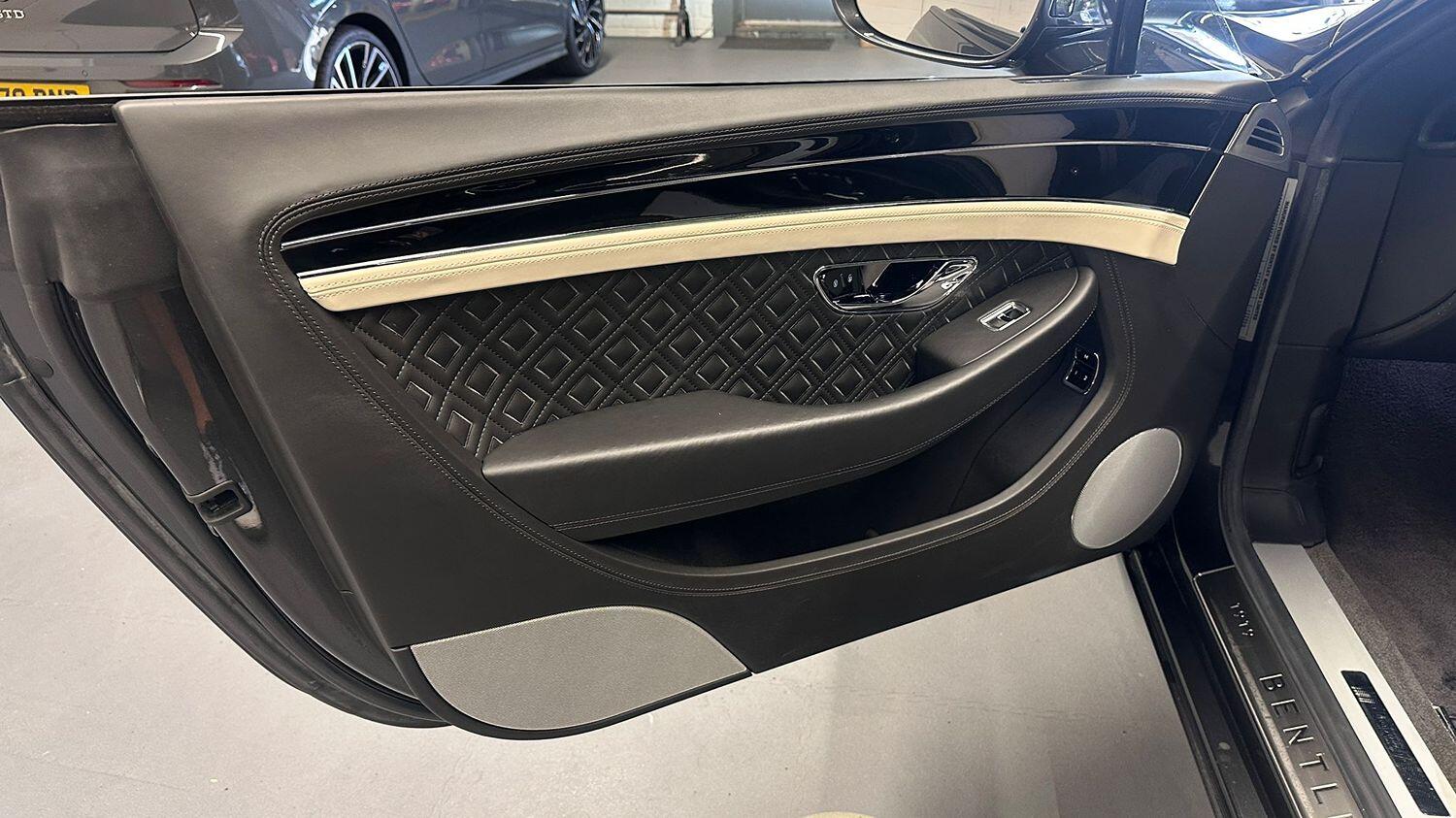 Used Bentley Continental 2020 for sale - 76794395: Photo 30