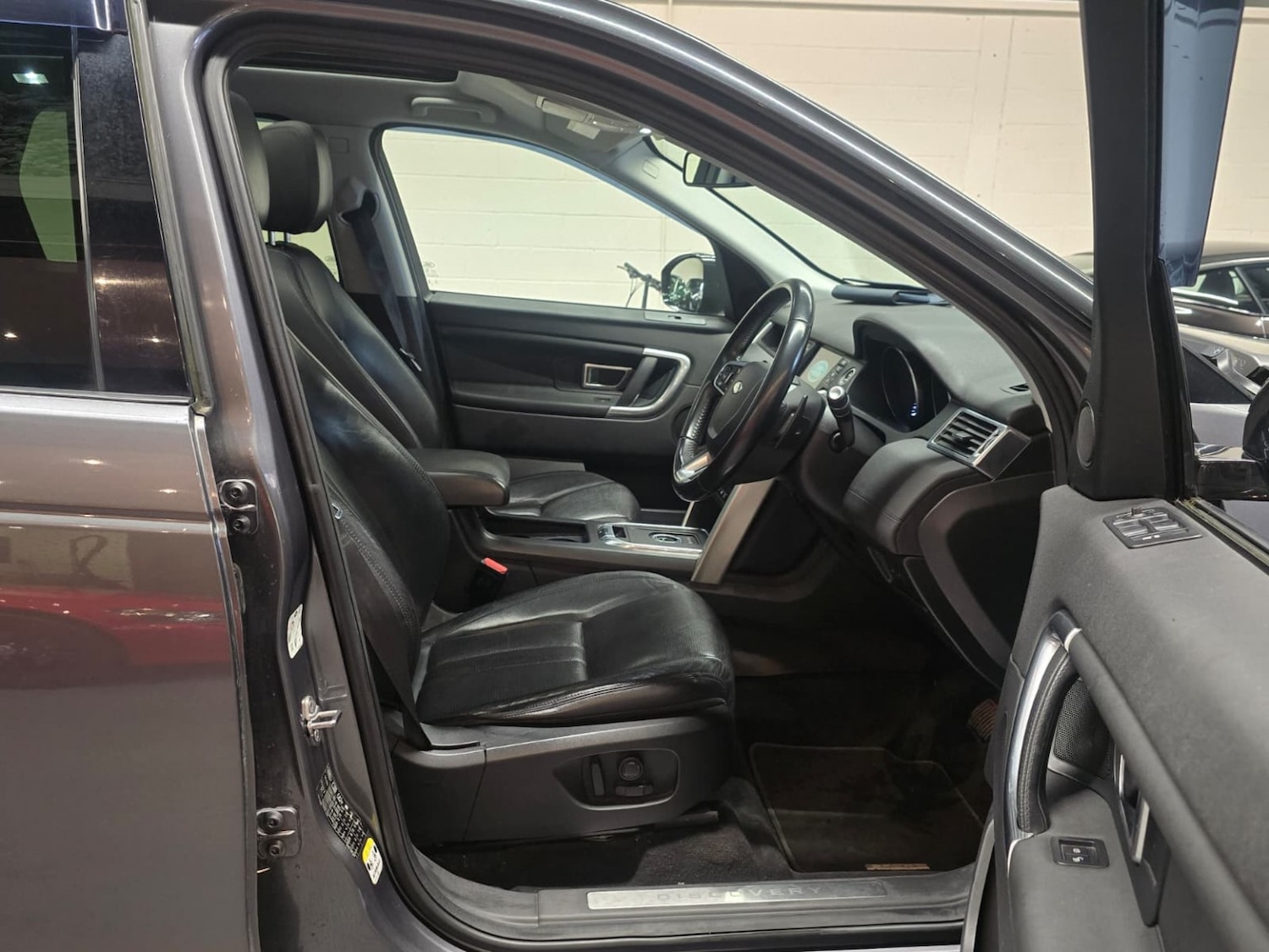 Used Land Rover Discovery Sport 2015 for sale - 76439862: Photo 10