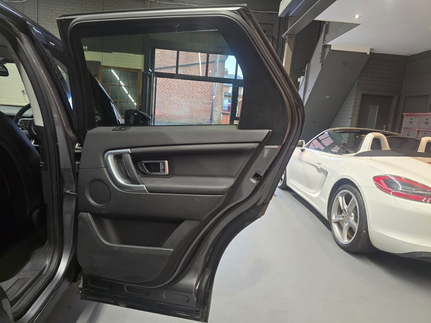 Used Land Rover Discovery Sport 2015 for sale - 76439862: Photo 15