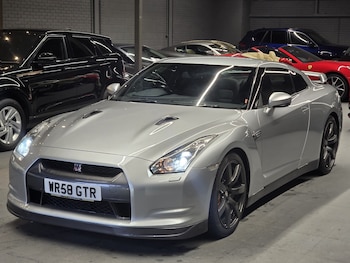 Used Nissan GT-R 2009 for sale - 77342709: Photo