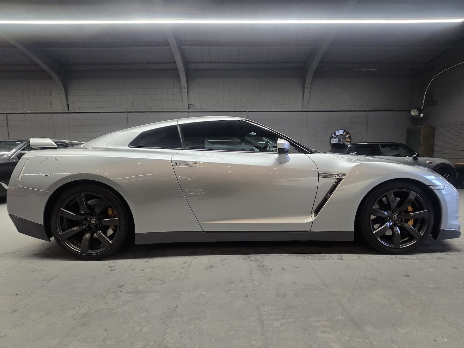 Used Nissan GT-R 2009 for sale - 77342709: Photo 9