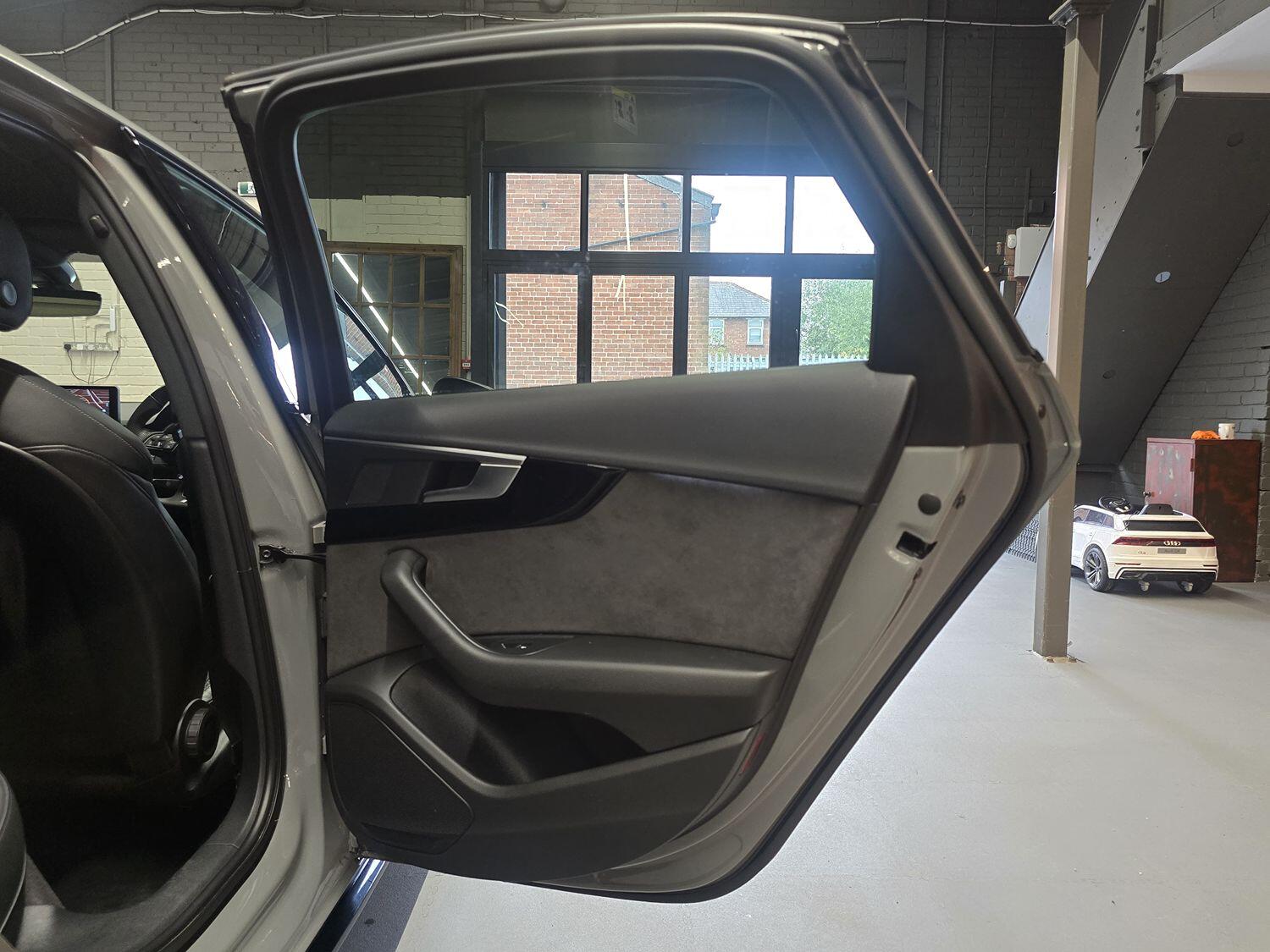 Used Audi A4 2019 for sale - 76123628: Photo 16