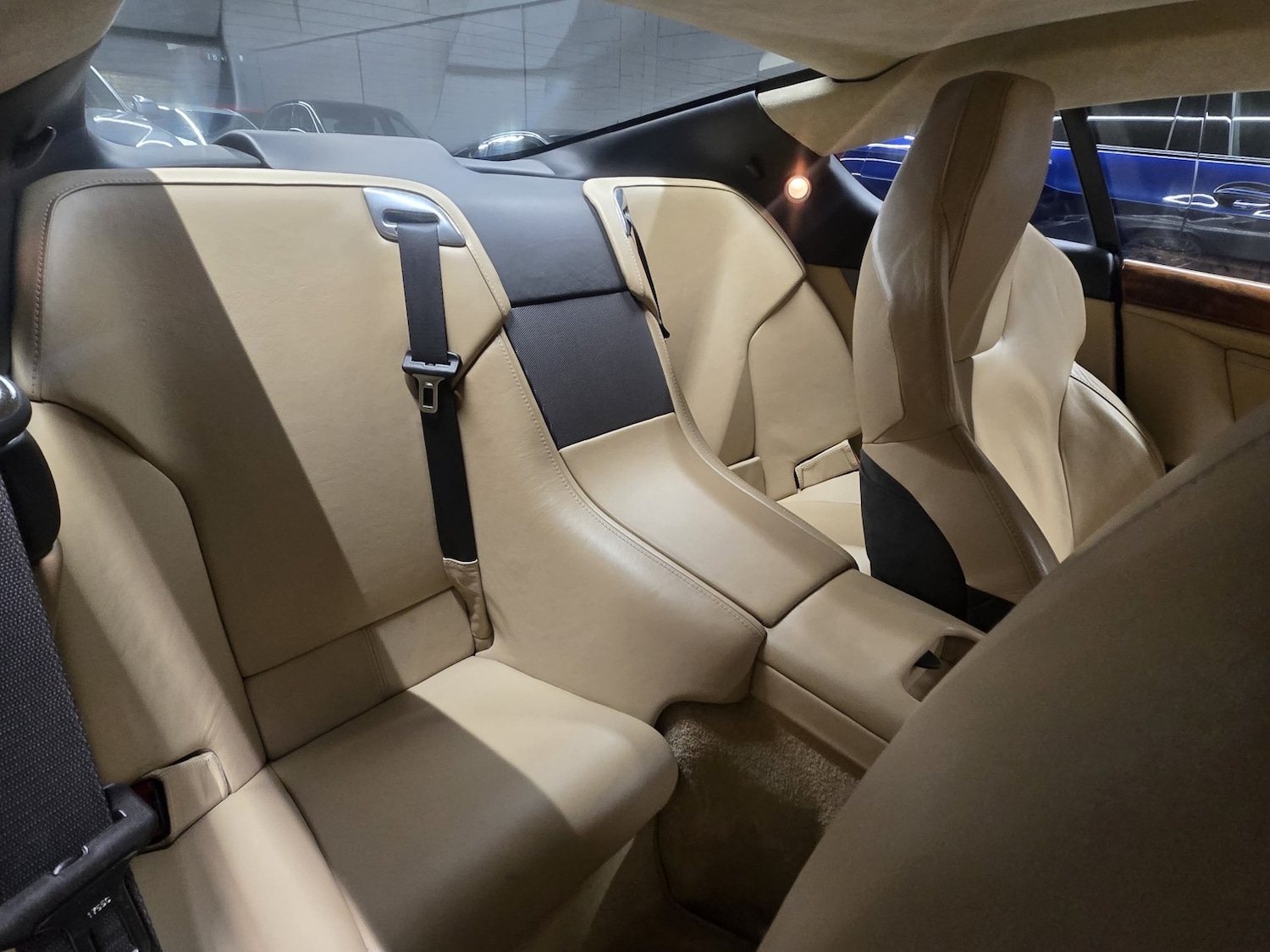 Used Aston Martin DB9 2006 for sale - 77289069: Photo 12