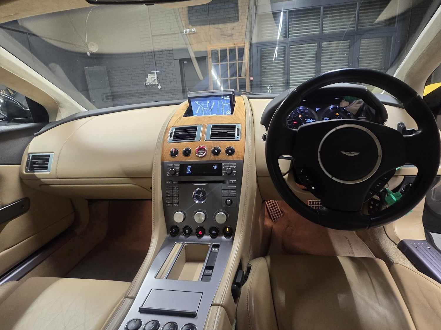 Used Aston Martin DB9 2006 for sale - 77289069: Photo 13