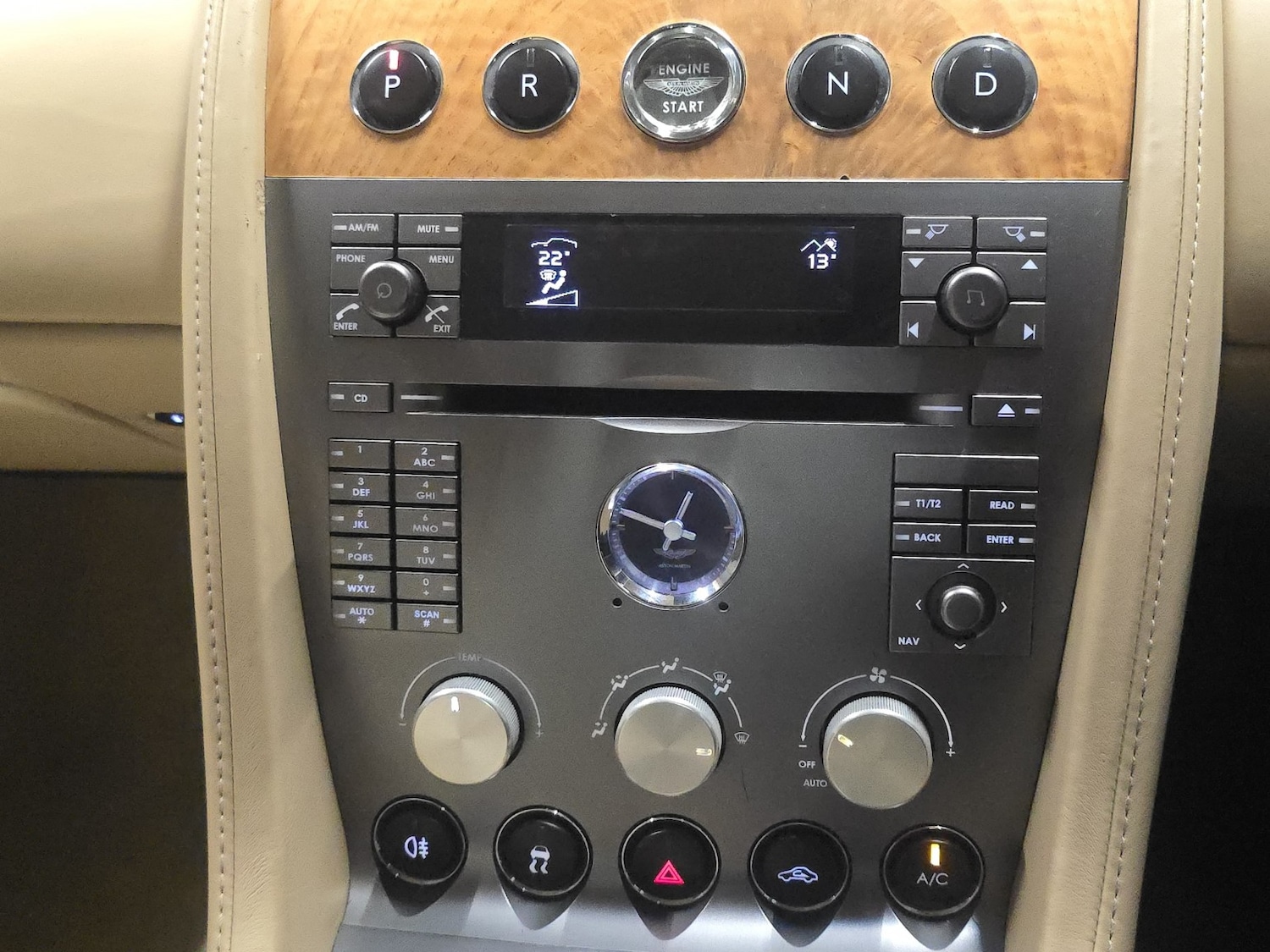 Used Aston Martin DB9 2006 for sale - 77289069: Photo 16