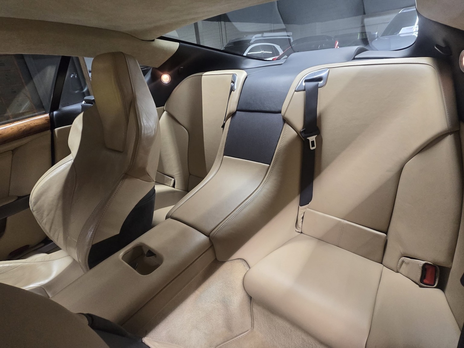 Used Aston Martin DB9 2006 for sale - 77289069: Photo 24