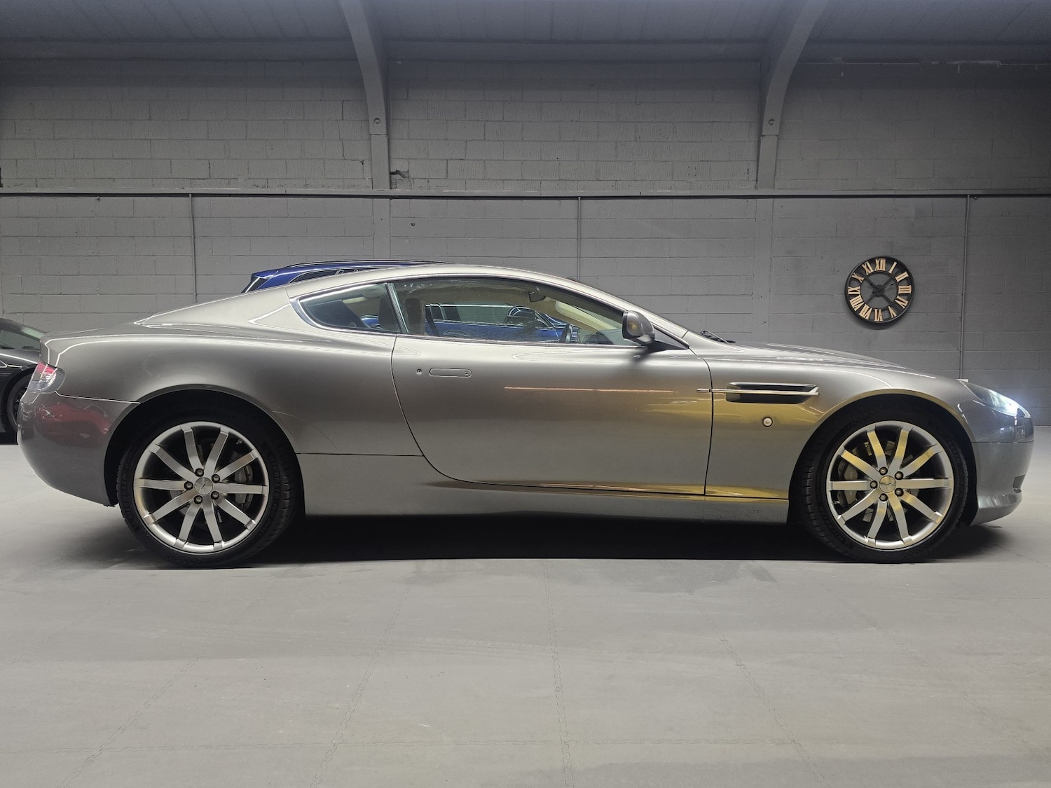 Used Aston Martin DB9 2006 for sale - 77289069: Photo 8