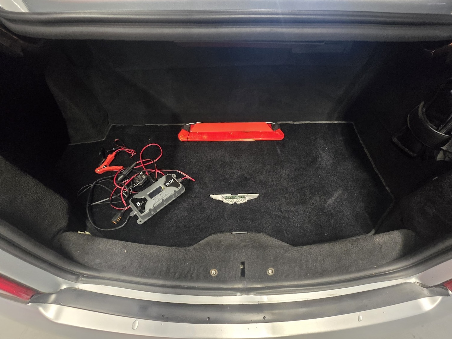 Used Aston Martin Vanquish 2007 for sale - 78143756: Photo 15