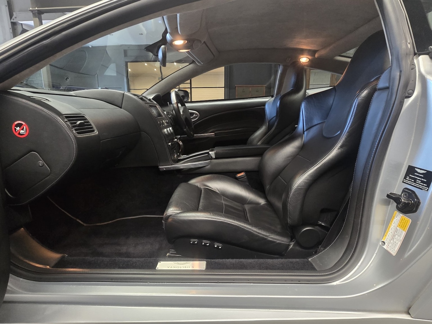 Used Aston Martin Vanquish 2007 for sale - 78143756: Photo 18