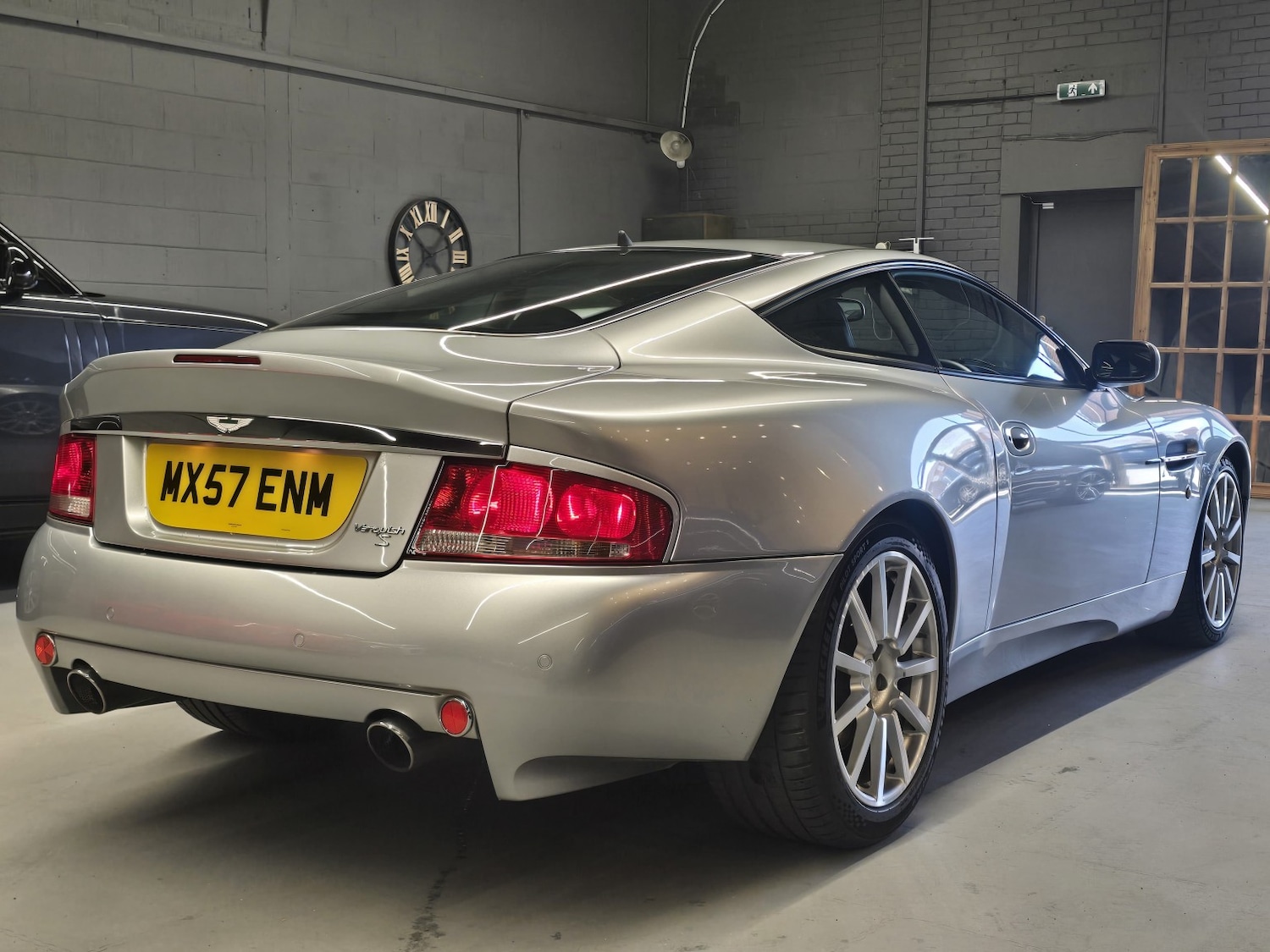 Used Aston Martin Vanquish 2007 for sale - 78143756: Photo 9