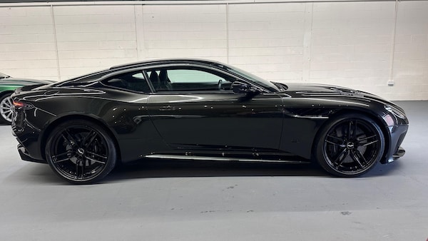 Used Aston Martin DBS 2021 for sale - 76253013: Photo 10