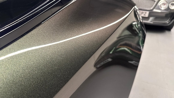 Used Aston Martin DBS 2021 for sale - 76253013: Photo 14