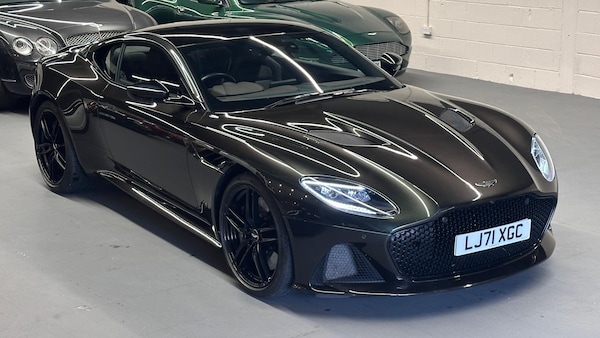 Used Aston Martin DBS 2021 for sale - 76253013: Photo 1