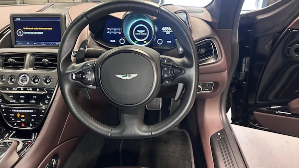 Used Aston Martin DBS 2021 for sale - 76253013: Photo 30