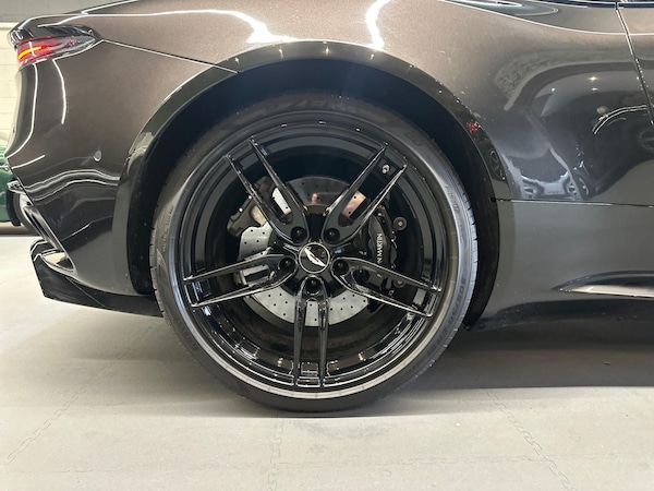 Used Aston Martin DBS 2021 for sale - 76253013: Photo 34