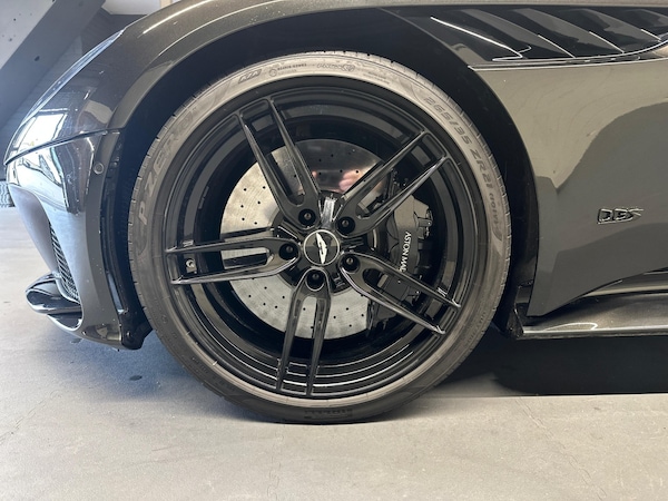 Used Aston Martin DBS 2021 for sale - 76253013: Photo 35