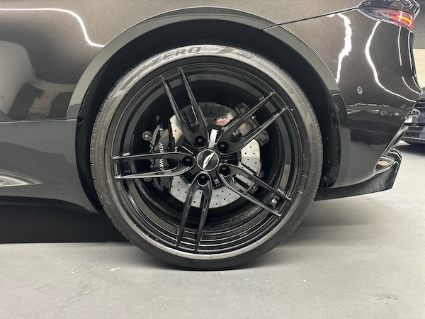 Used Aston Martin DBS 2021 for sale - 76253013: Photo 36