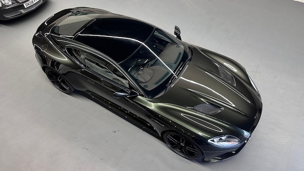 Used Aston Martin DBS 2021 for sale - 76253013: Photo 3