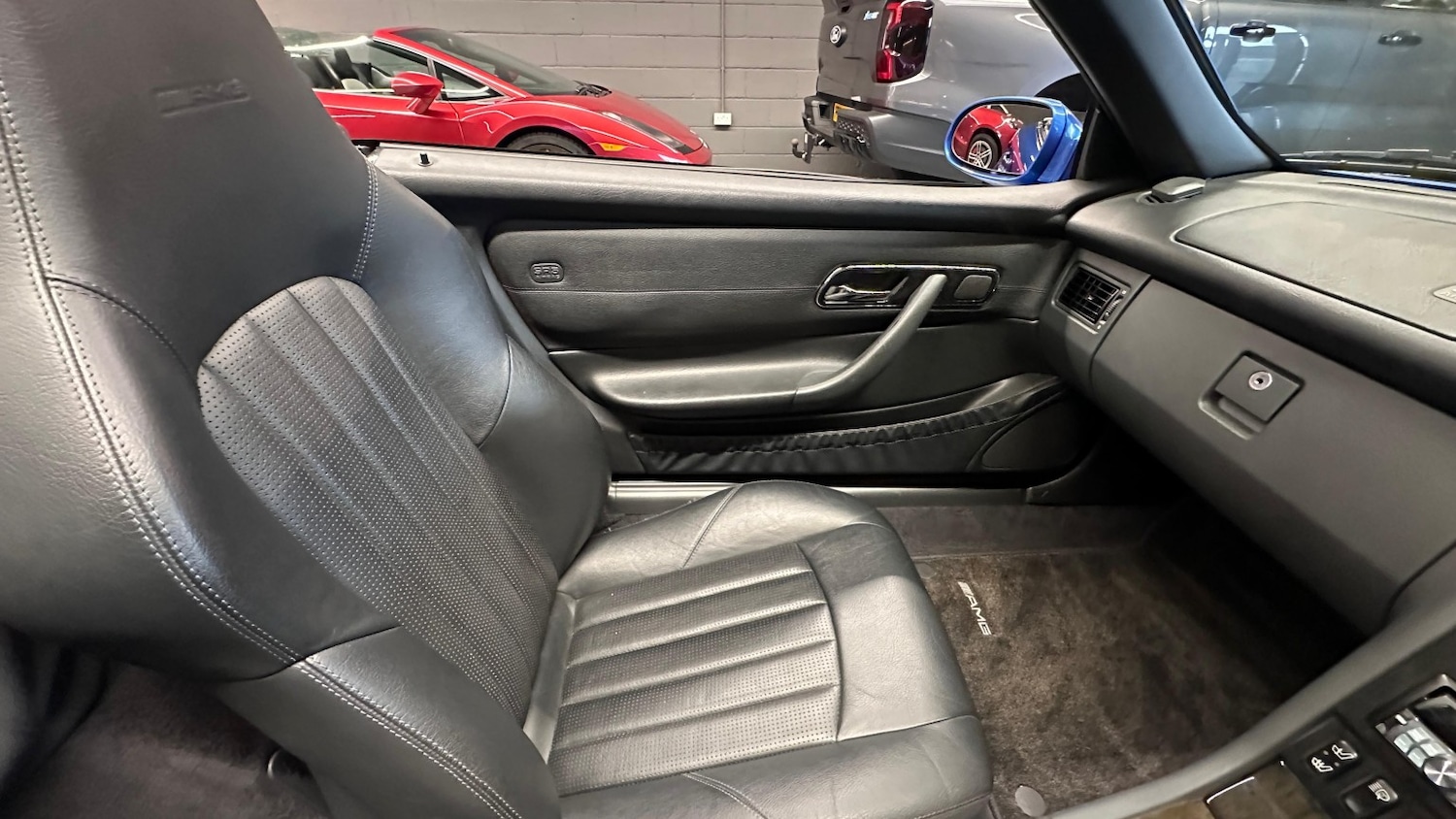 Used Mercedes-Benz SLK 2002 for sale - 77616360: Photo 28